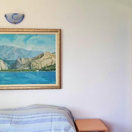 Apartments Borak Omiš Szoba fotó