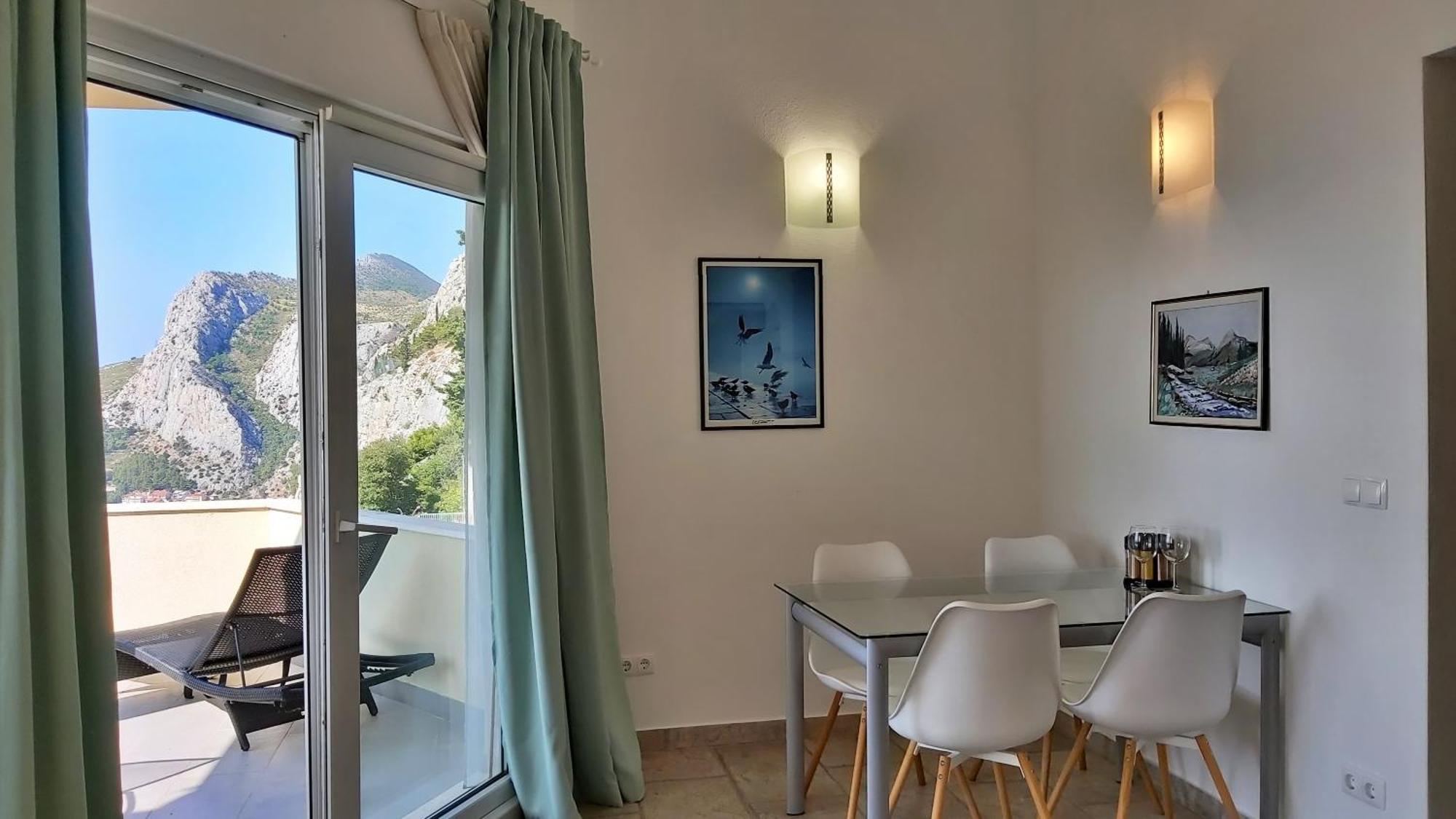 Apartments Borak Omiš Szoba fotó